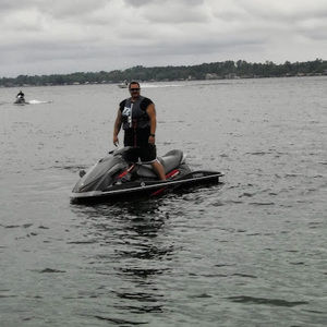 Meet your Posher, Chris